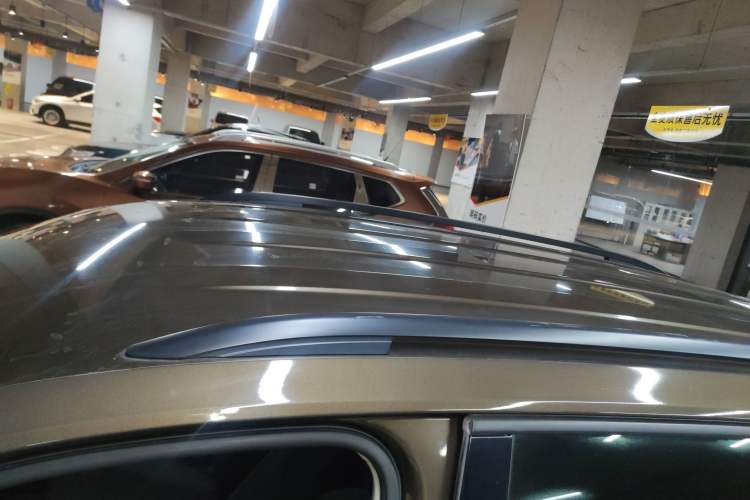 Used Volkswagen Tiguan L 2017 330TSI Automatic Two-Wheel Drive Luxury Edition