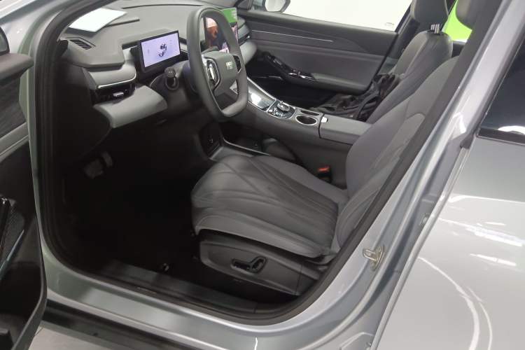 Used Geely Galaxy L6 2025 EM-i 140km Starship Edition Left Front Seat