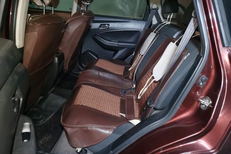 Used Venucia T70 2015 2.0L CVT Smart Edition