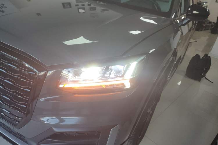 Used Audi Q2L 2021 35 TFSI Progressive Dynamic Edition
