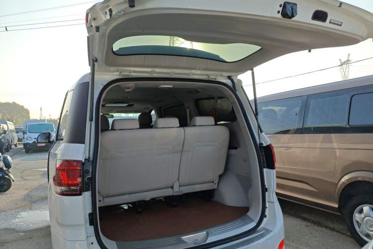 Used SAIC MAXUS G10 2016 2.0T Automatic Luxury Edition