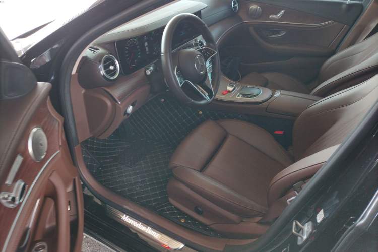 Used Mercedes-Benz E-Class 2022 E 260 L