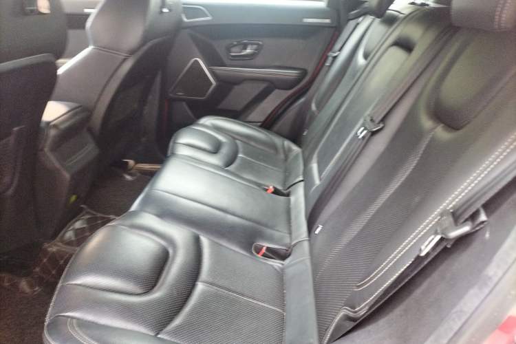 Used Land X7 2016 2.0T Panoramic Prestige Edition Left Rear Seat