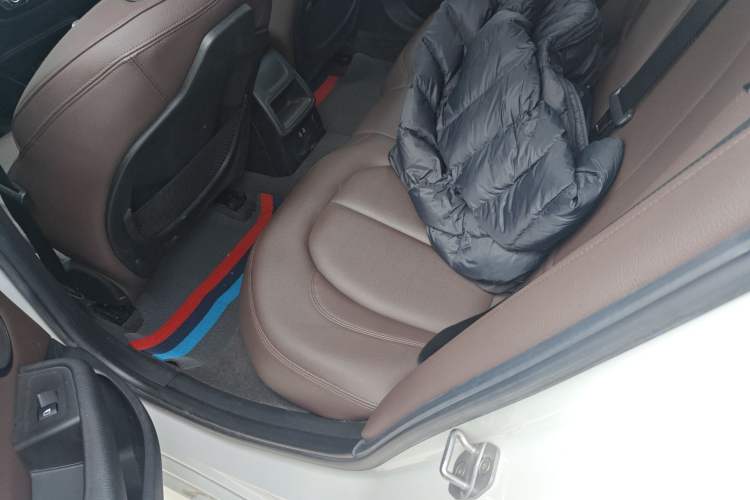 Used BMW 1 Series 2020 125i Leading Model M Sport Package Left Rear Seat