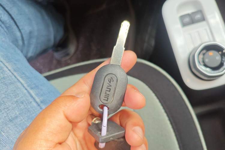 Used Geely Galaxy Panda 2025 210 km – Yuanqi Bear Vehicle Key