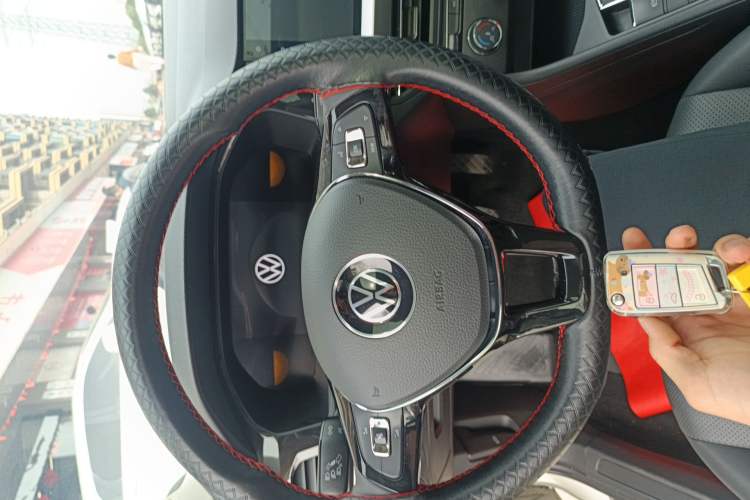 Used Volkswagen Lavida 2022 1.5L Automatic Comfort Edition
