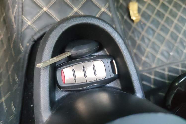 Used ORA Black Cat 2022 301km "Cute Pet" Version – Lithium Iron Phosphate