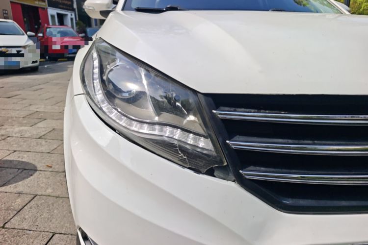 Used Dongfeng Fengon 580 2017 1.8L Manual Comfort Model Right Front Headlight