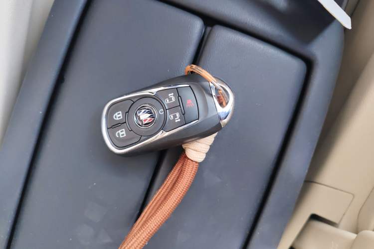 Used Buick GL8 2023 ES Lu Zun Deluxe Model
