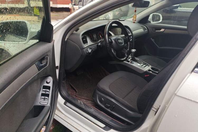 Used Audi A4L 2013 30 TFSI Automatic Comfort Model