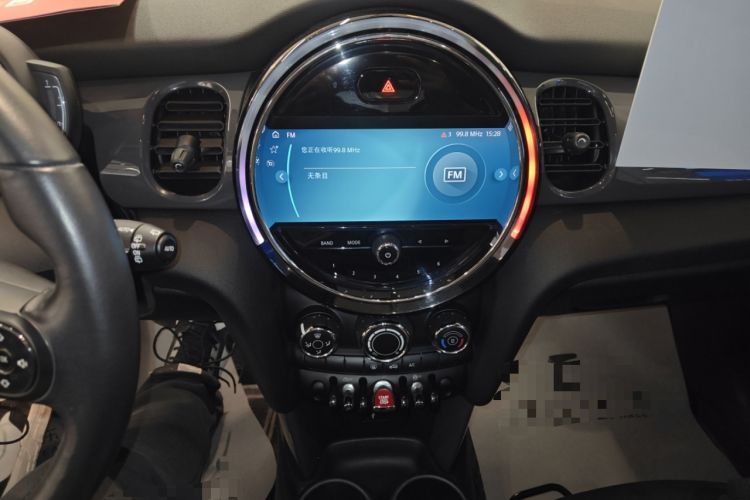 Used MINI 2022 1.5T ONE Five-Door PLUS Audio And AC Panel