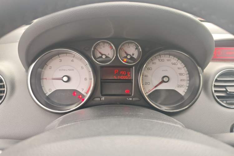 Used Peugeot 408 2013 2.0L Automatic Comfort Edition
