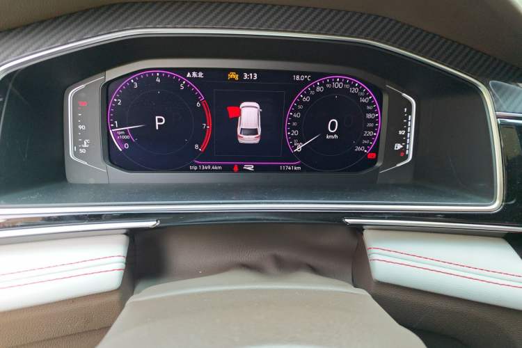 Used Volkswagen Tiguan L 2023 330TSI Automatic Two-Wheel Drive R-Line Flagship Edition Odometer Close Up