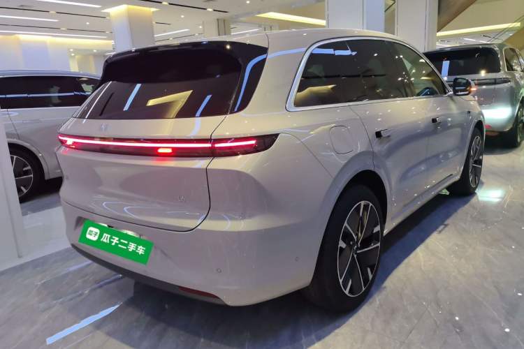 Used Li Auto L6 2025 Pro Smart Refresh Edition
