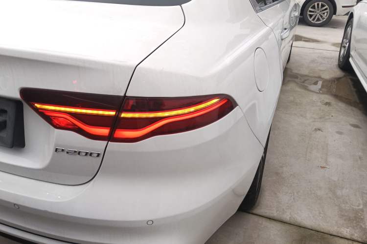 Used Jaguar XEL 2020 2.0T 200PS R-DYNAMIC Youth Sports Edition Exterior 3