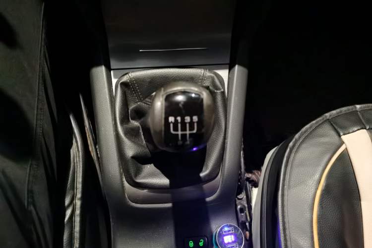 Used Skoda Octavia 2013 1.6L Manual Yijie Edition
