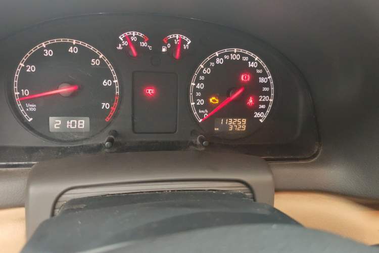 Used Volkswagen Passat 2007 2.0L Manual Standard Edition Odometer Close Up