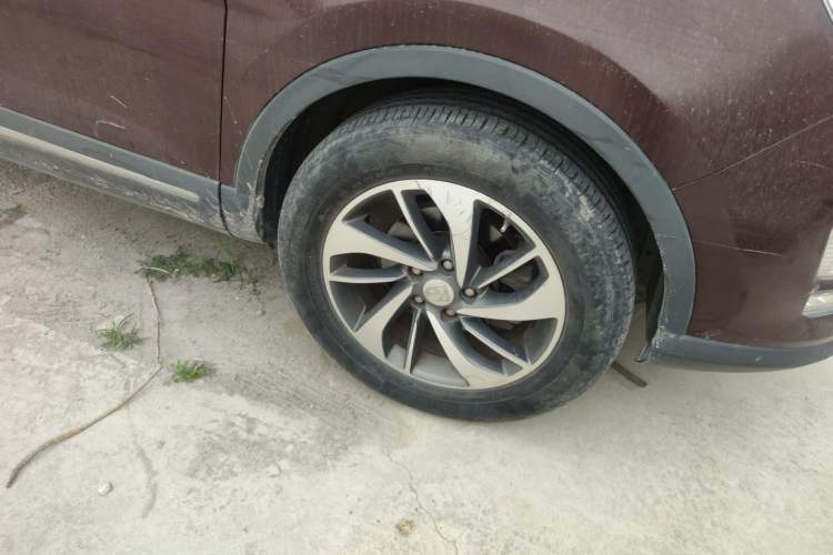 Used Baojun 560 2016 1.8L Manual Luxury Edition