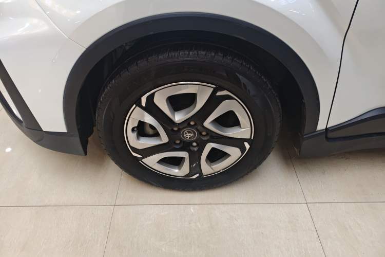 Used Toyota C-HR EV 2020 Leading Edition