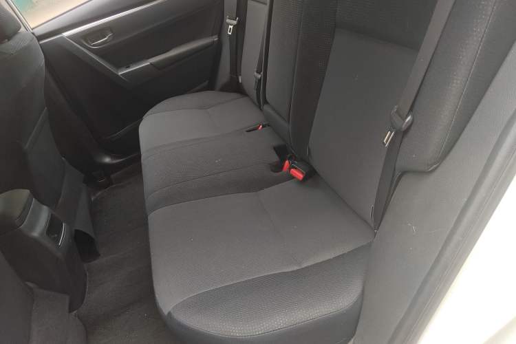 Used Toyota Corolla 2017 Revised Version 1.2T S-CVT GL-i