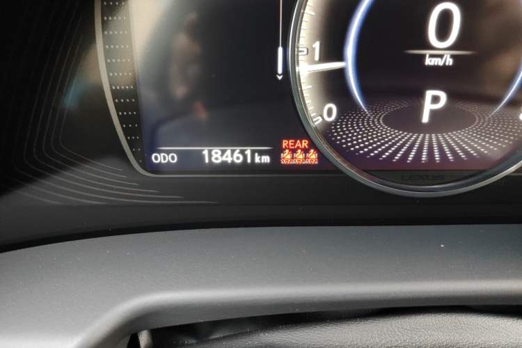 Used Lexus ES 2024 200 Premium Edition Odometer Close Up