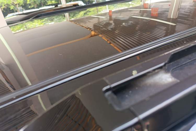 Used Land Rover Defender 2023 90 2.0T P300 X-DYNAMIC HSE
