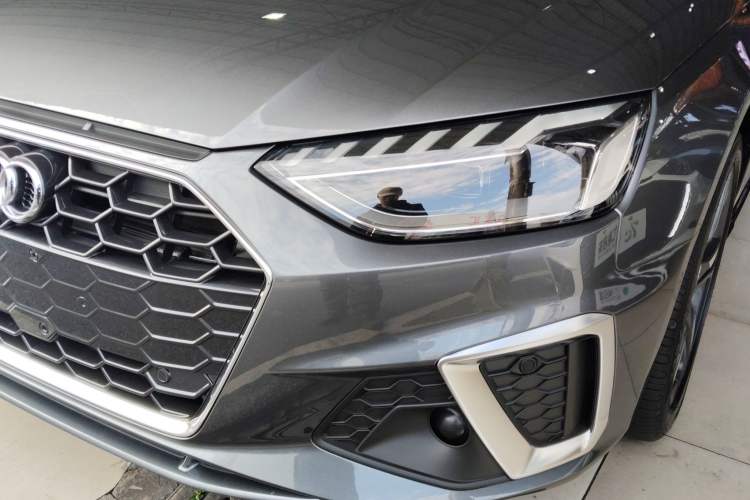 Used Audi A4L 2020 40 TFSI Luxury Dynamic Model