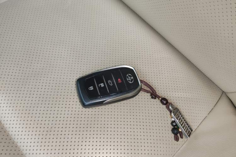 Used Toyota Land Cruiser 2018 4.0L Automatic 7-Seater U.S. Specification
