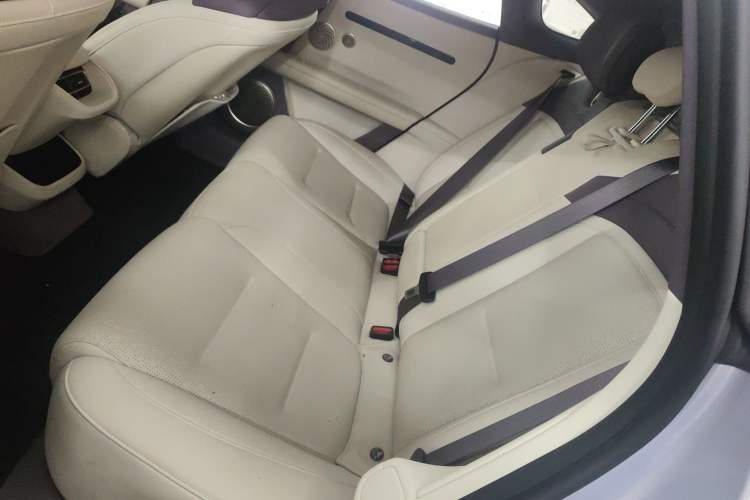 Used Avatr 06 2025 Pro Range-Extended Edition Interior 4