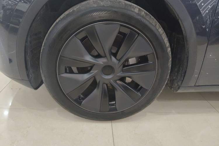 Used Tesla Model Y 2024 Rear-Wheel-Drive Version
