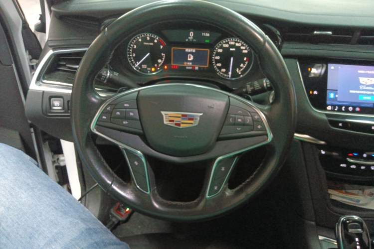 Used Cadillac XT5 2021 28T Four-Wheel Drive Luxury Version Steering Wheel