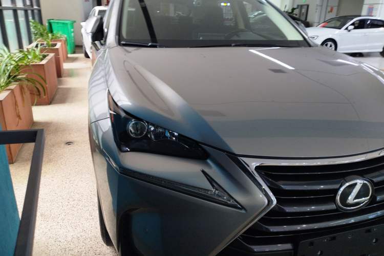 Used Lexus NX 2015 200 Front-Wheel Drive X-Trail SE Edition