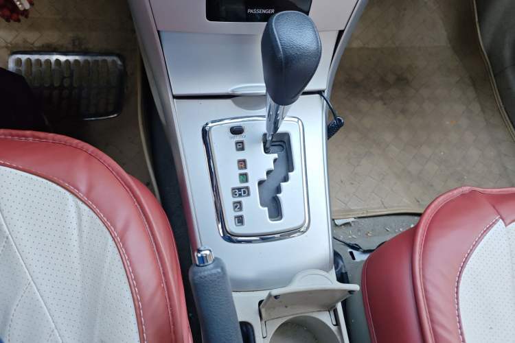 Used Toyota Corolla 2013 Special Edition 1.6L Automatic Cool GL Model Gear Lever