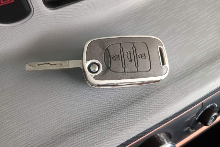 Used Wuling Hongguang MINIEV 2021 Macaron Fashion Model Lithium Iron Phosphate
