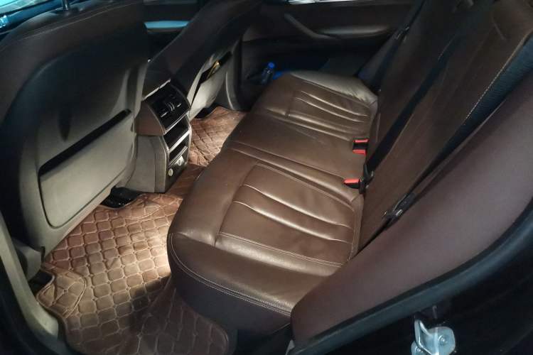 Used BMW X5 2018 xDrive28i
