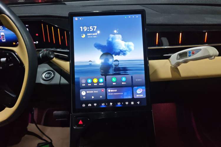 Used Geely Auto FX11 2023 1.5TD DCT Prestige Edition