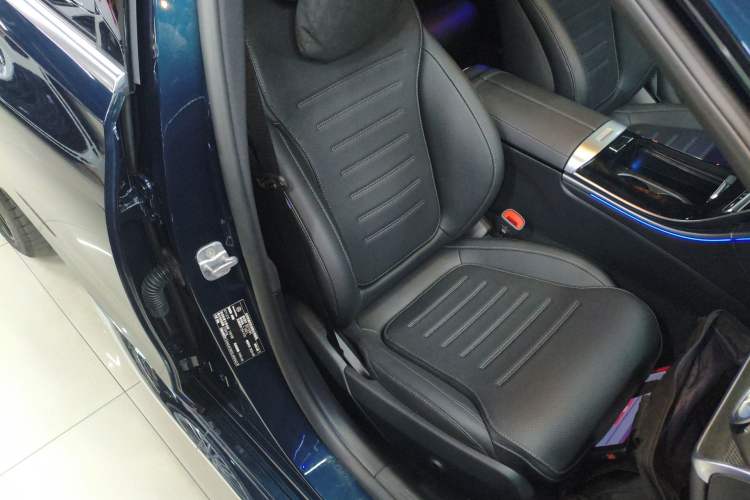 Used Mercedes-Benz C-Class 2025 C 260 L Sport Edition Right Front Seat