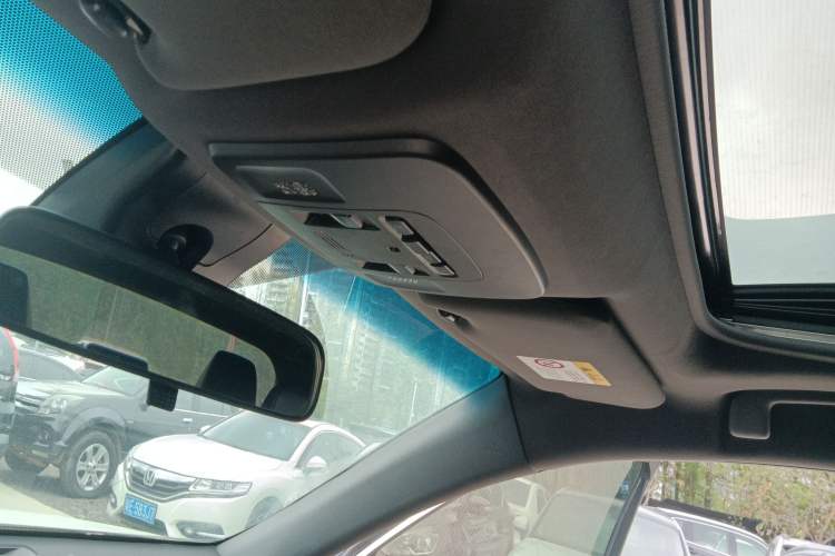 Used Toyota Avalon 2019 2.0L Luxury Edition China VI Standard