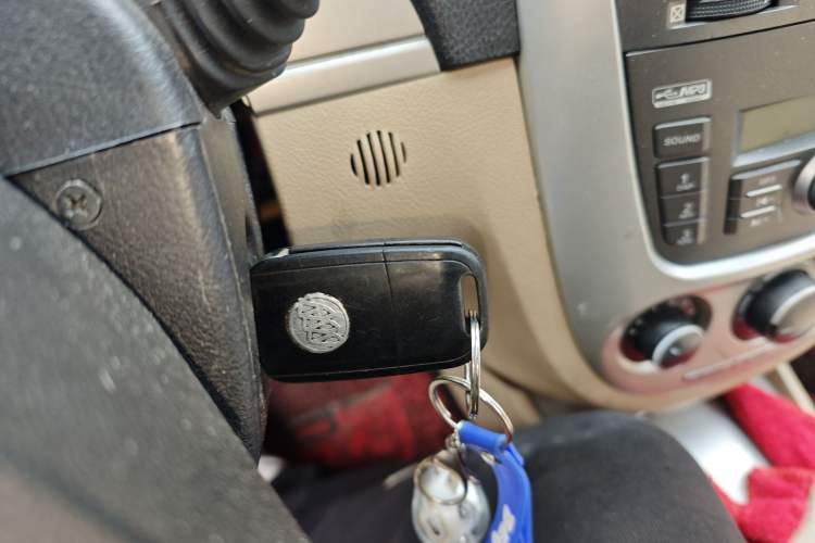 Used Buick Excelle 2011 1.6 LX-MT
