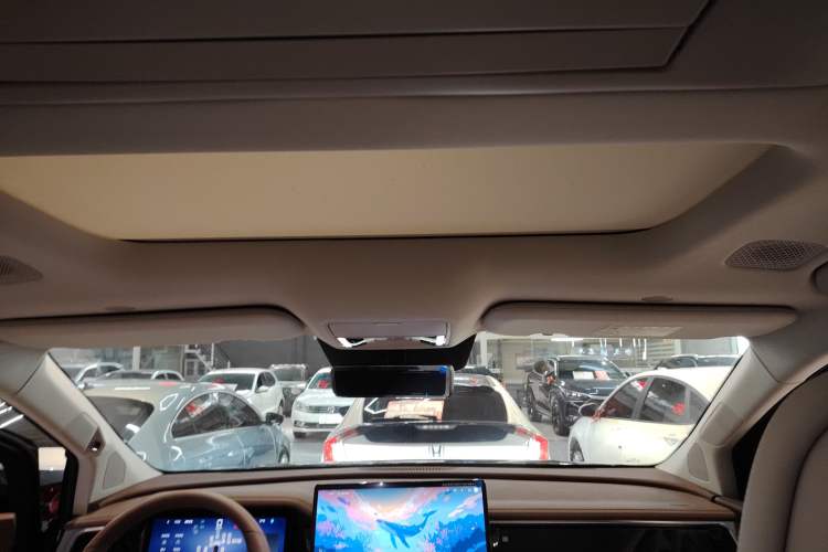 Used BYD Xia 2025 DM-i 1.5T 180km Excellence Model
