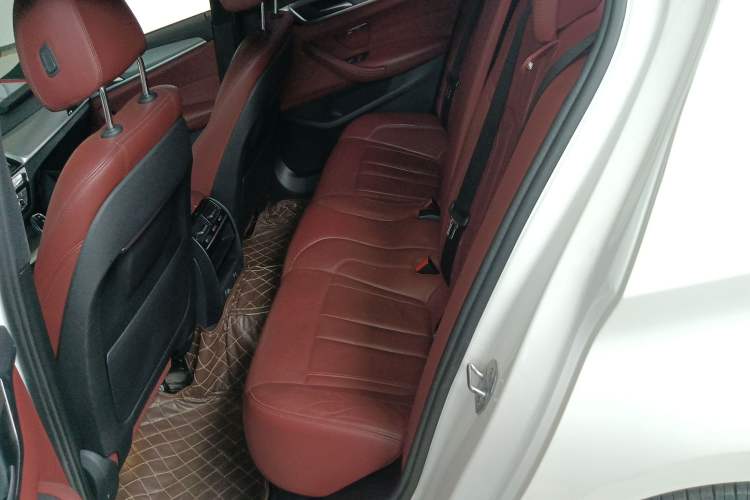 Used BMW 5 Series 2019 530Li Leading Model M Sport Package
