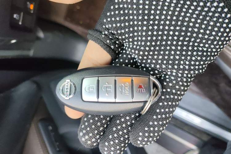 Used Infiniti QX60 2014 2.5 S/C Hybrid All-Wheel-Drive Versatile Edition