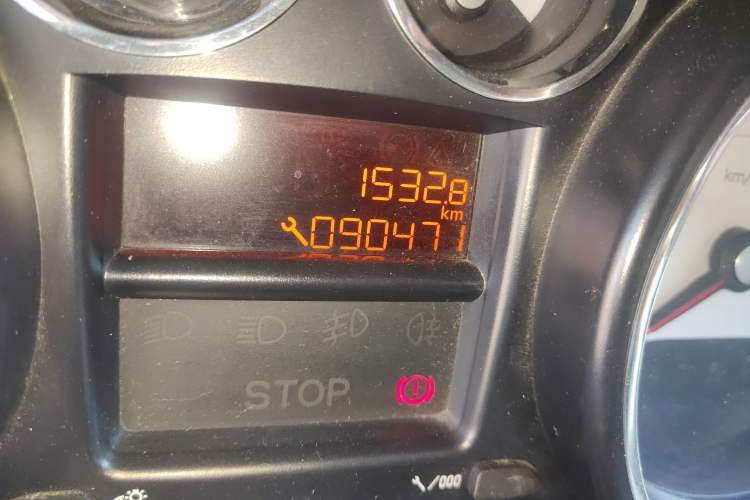 Used Peugeot 308 2012 1.6L Manual YouShang Edition
