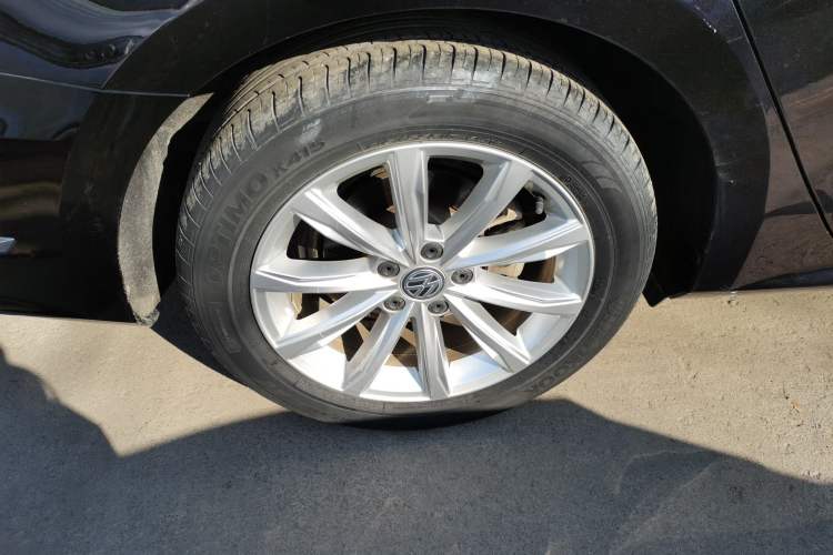 Used Volkswagen Passat 2017 330TSI DSG Luxury Edition
