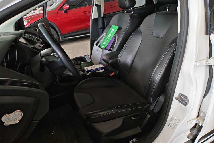 Used Ford Focus 2012 Hatchback 1.6L Automatic Fashion Edition