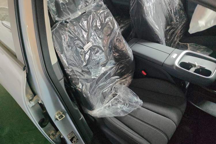 Used AION UT 2025 330 Starlight Edition
