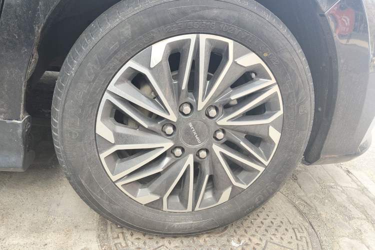 Used SAIC MAXUS G20 2019 First Edition 2.0T Automatic ZhiZun Version China V Standard