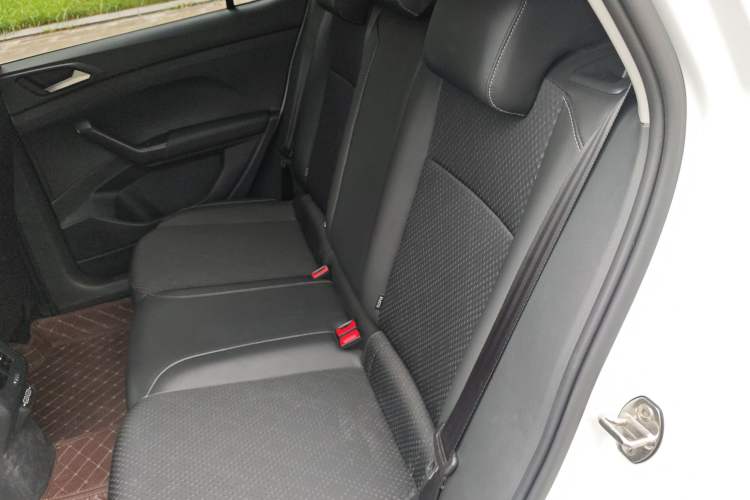 Used Volkswagen Tacqua 2021 280TSI DSG R-Line Connected Version
