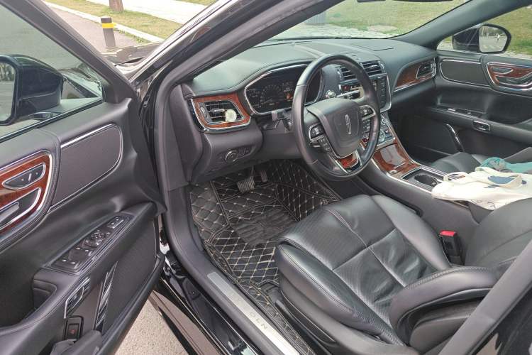 Used Lincoln Continental 2018 2.0T Two-Wheel Drive Deluxe Edition Driver Seat