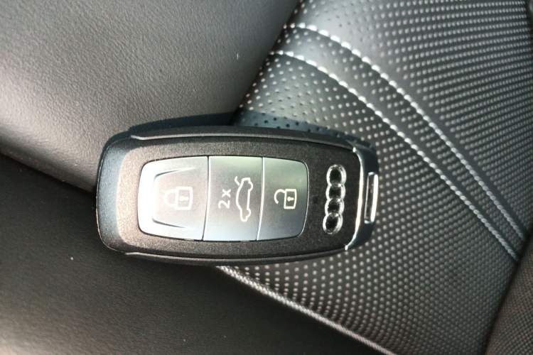 Used Audi Q4 e-tron 2024 40 e-tron Boundary Edition Interior 1